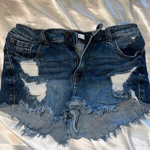 Lulu high rise cut off shortie
